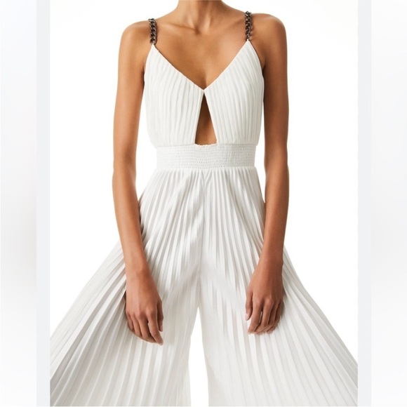 Alice & Olivia Gloria Chain Strap Jumpsuit - Picture 4 of 17